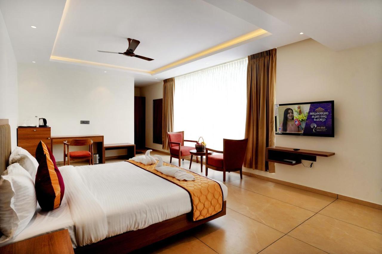Bluemist Resorts Athirappilly Exteriér fotografie